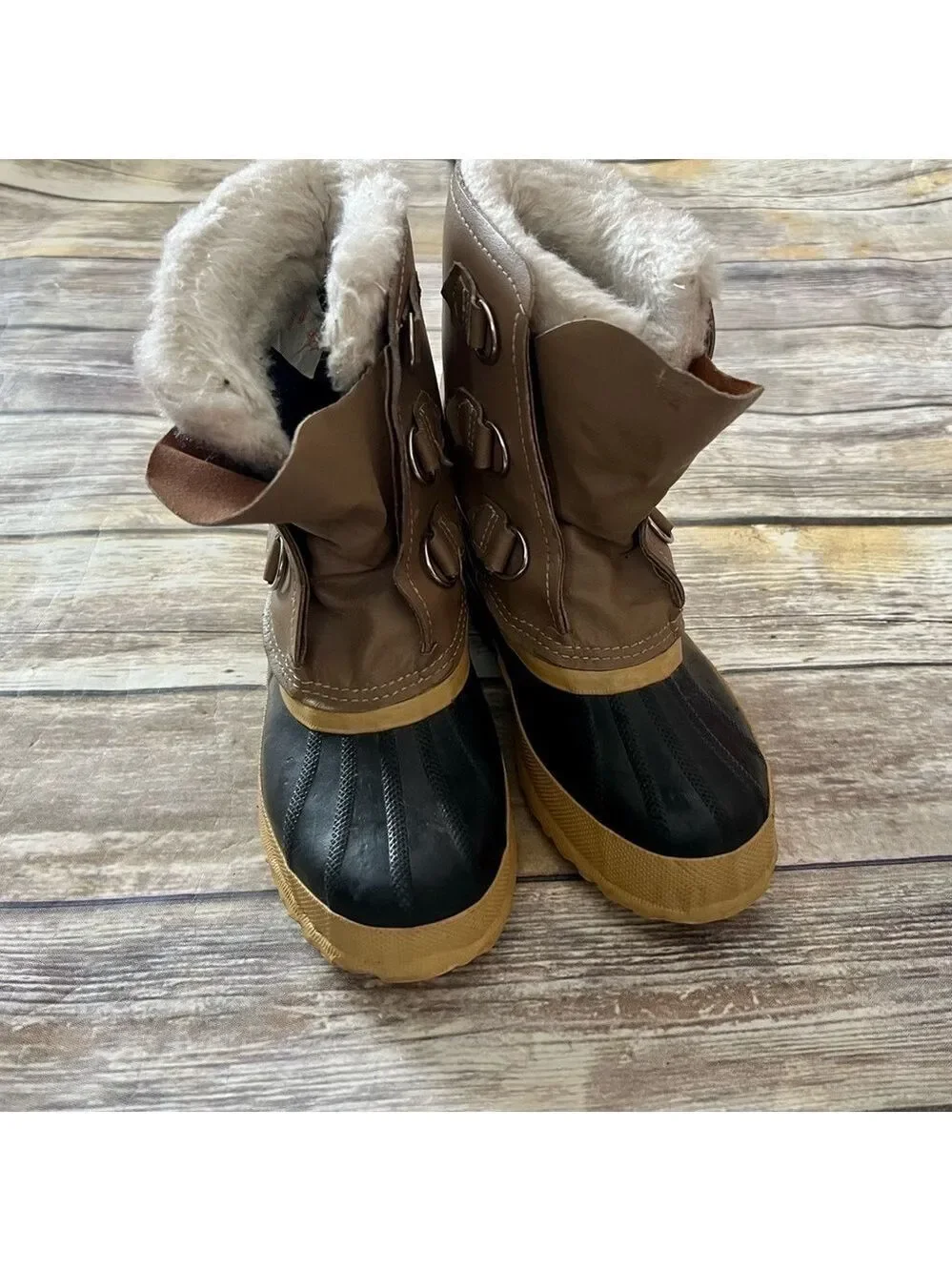 🍋SWEET SWEET VINTAGE SOREL BOOTS